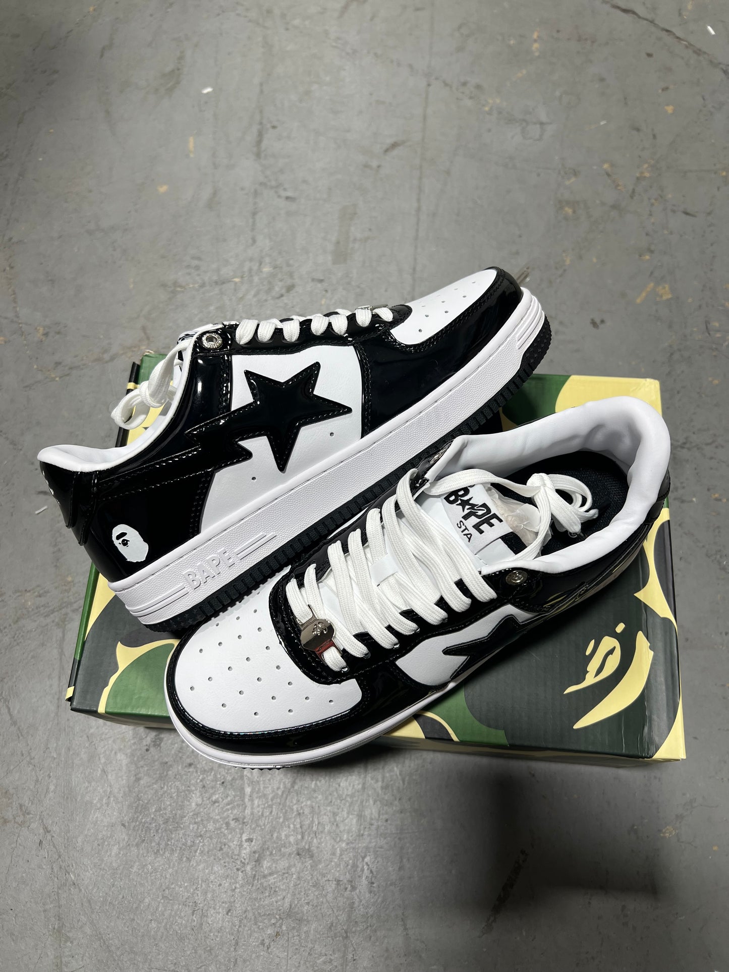 BapeSta Black and White