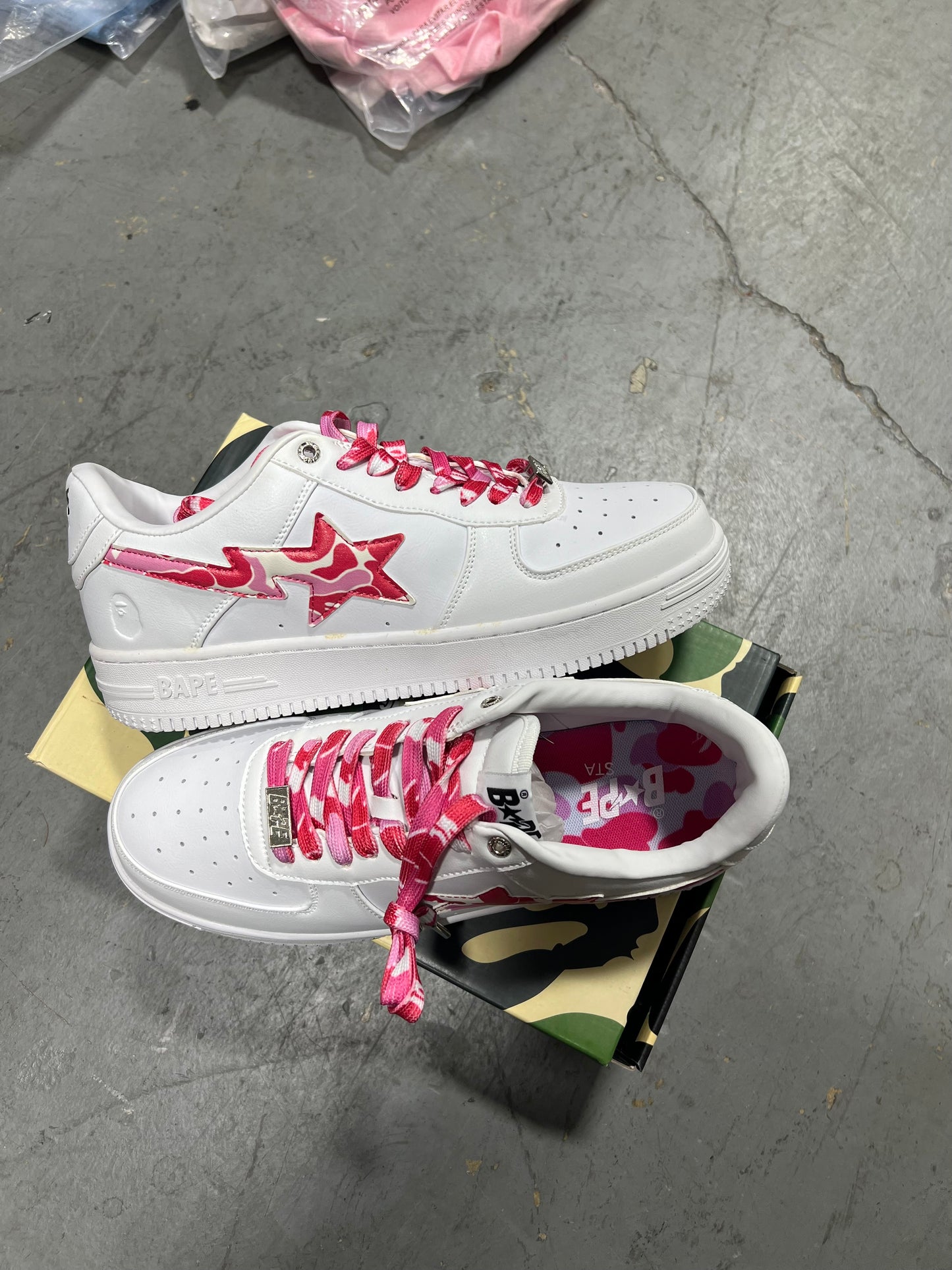 Bapesta White PInk Star
